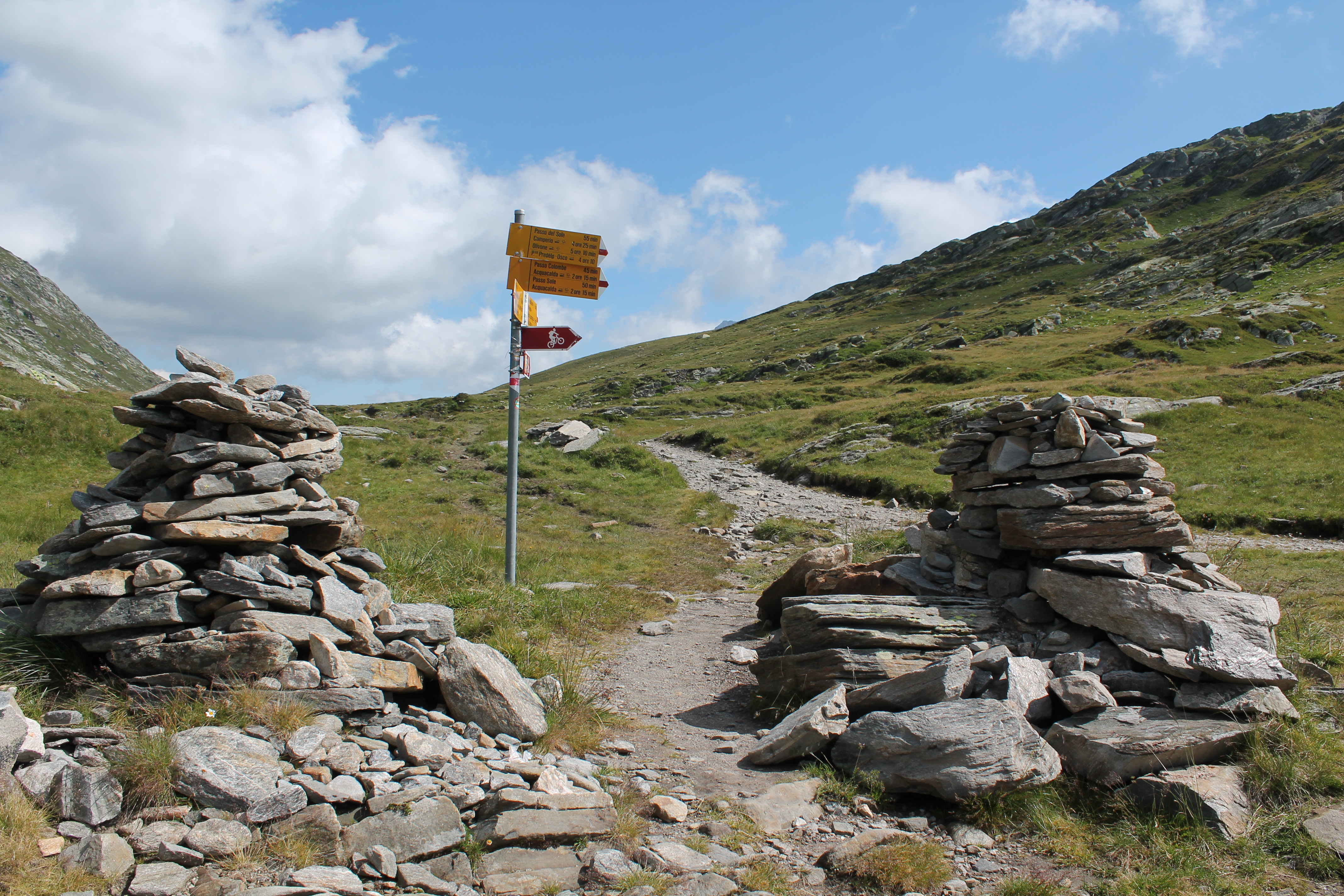 Passo dell'Uomo – Passo del Sole – Olivone